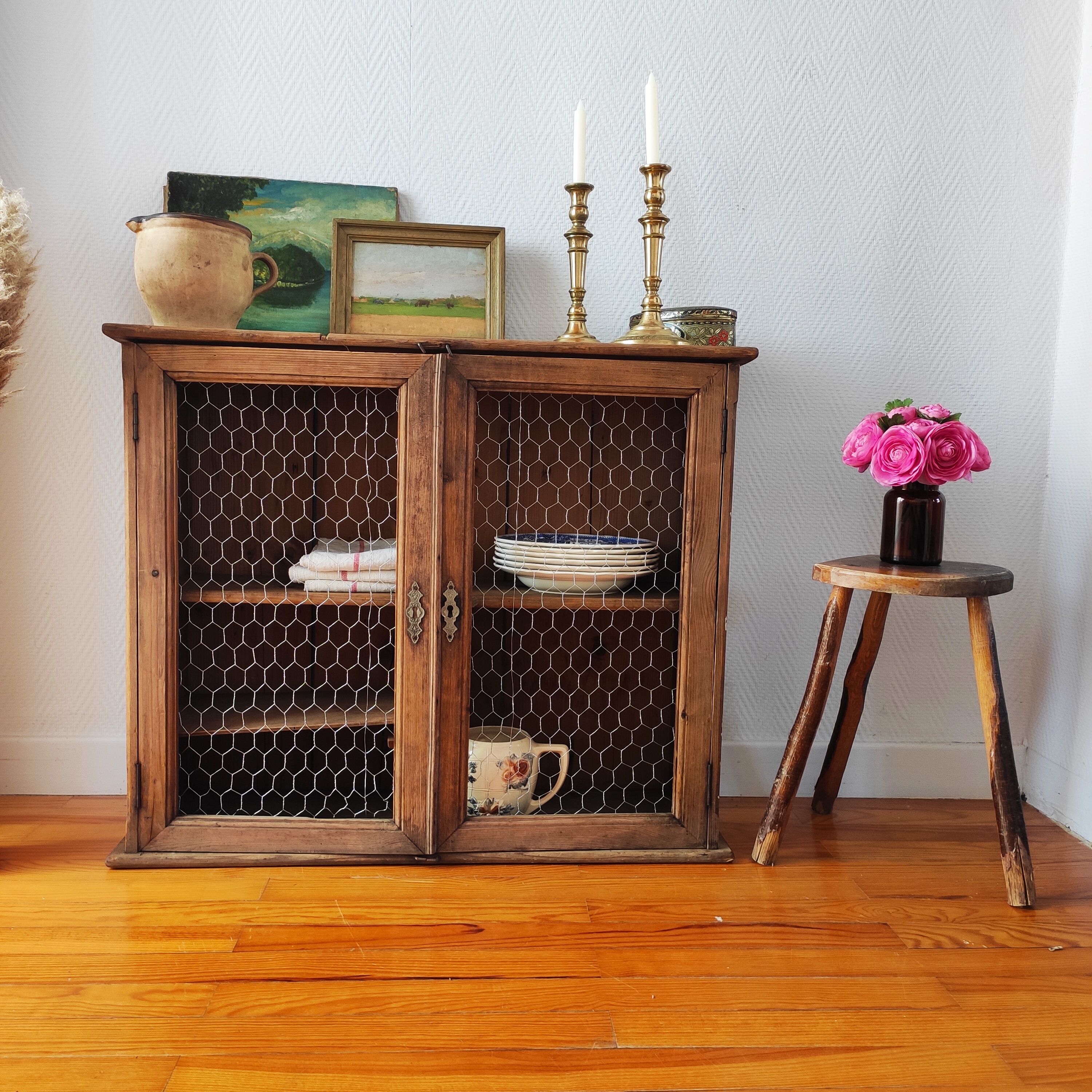 Old Parisian style buffet