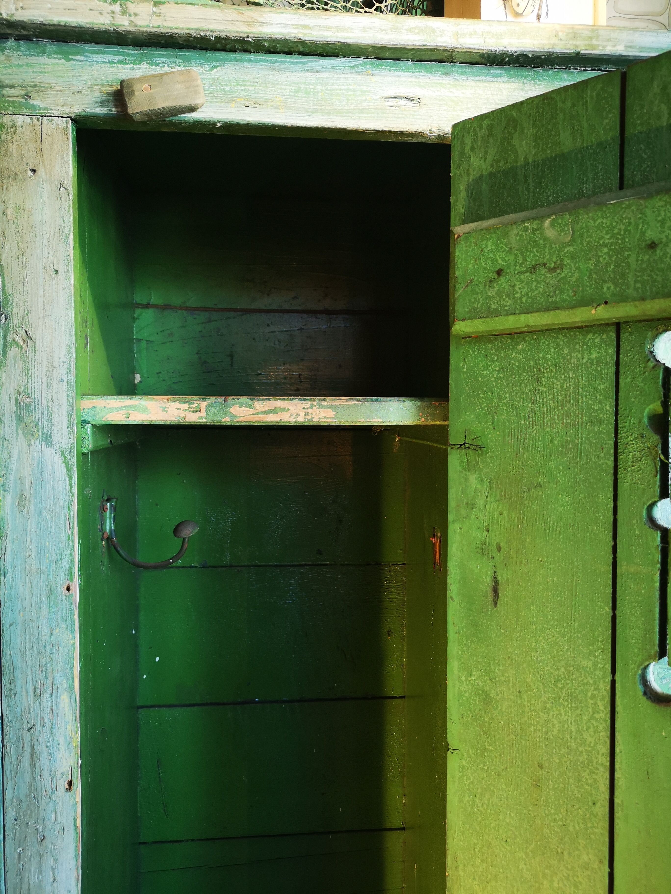 Vestiaire en bois vert