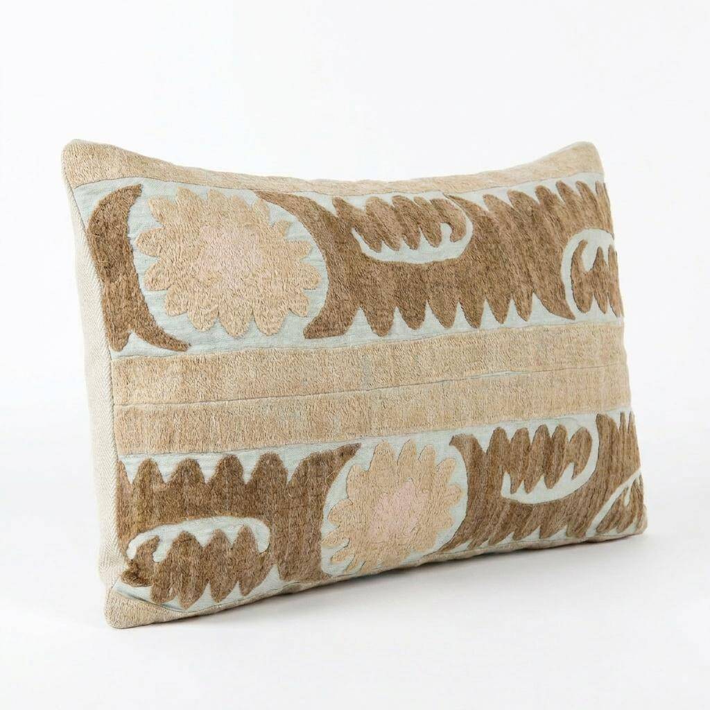 Vintage embroidered cushion cover 41x56 cm