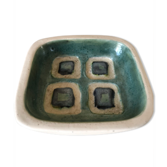 Ceramic cup design 70s