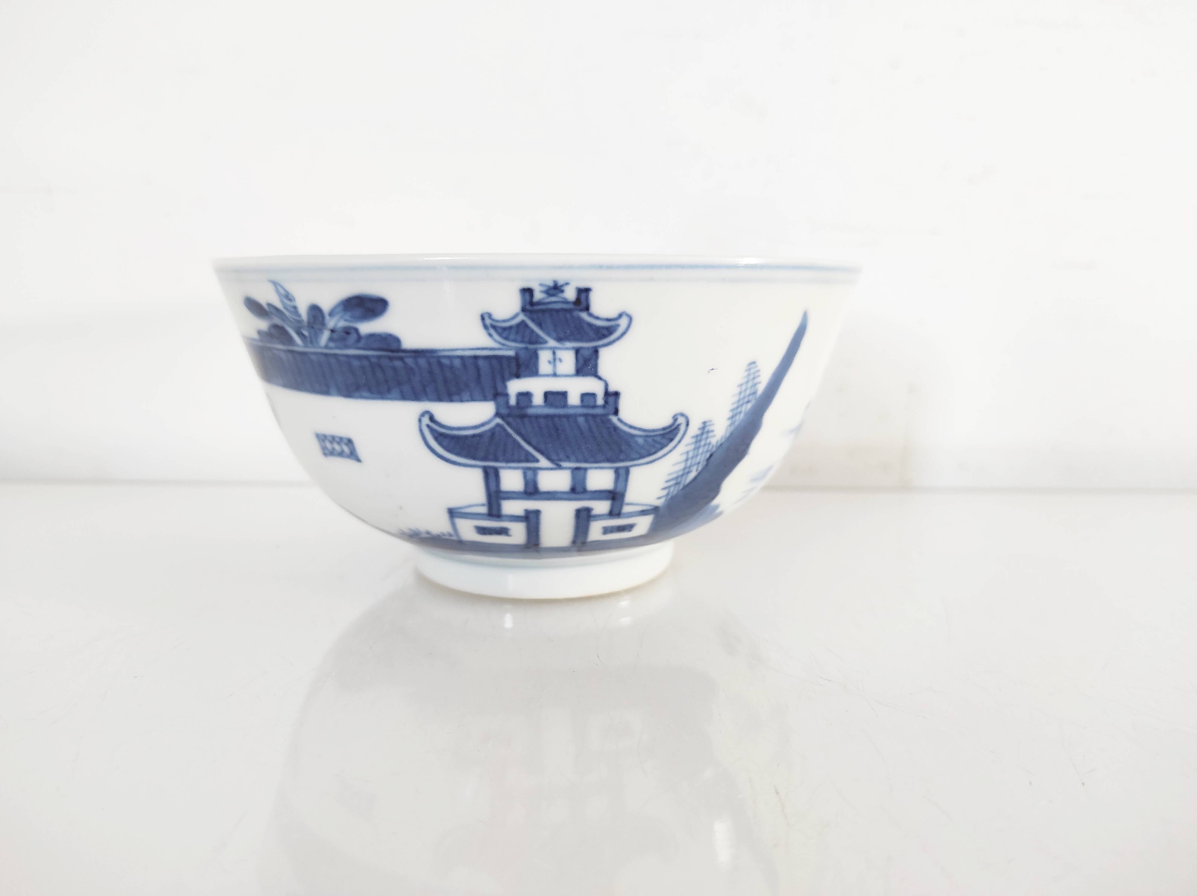 Hand-painted Chinese porcelain bowl