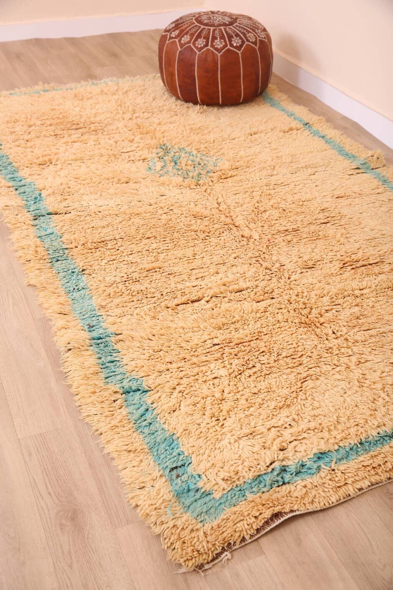 Peach Vintage Moroccan Rug 144 x 270 cm, Berber Wool Rug, Handmade Boho Rug