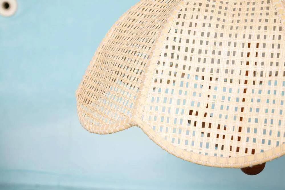 Swedish suspended lamp in bohemian strap.