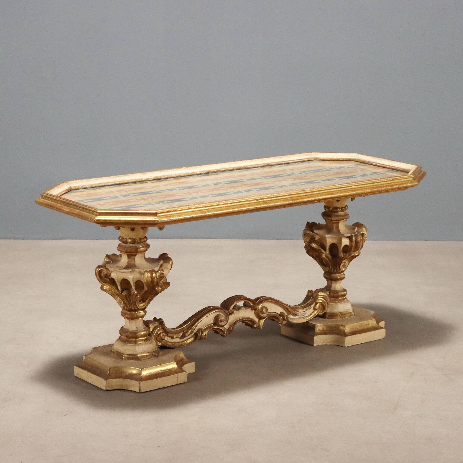 Antique baroque-style coffee table in wood, 19th century