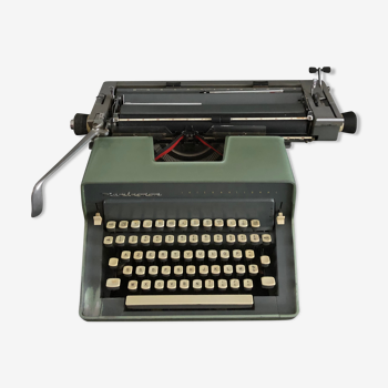 Remington International typewriter