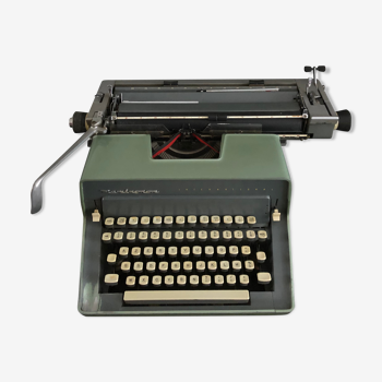 Machine à écrire Remington international