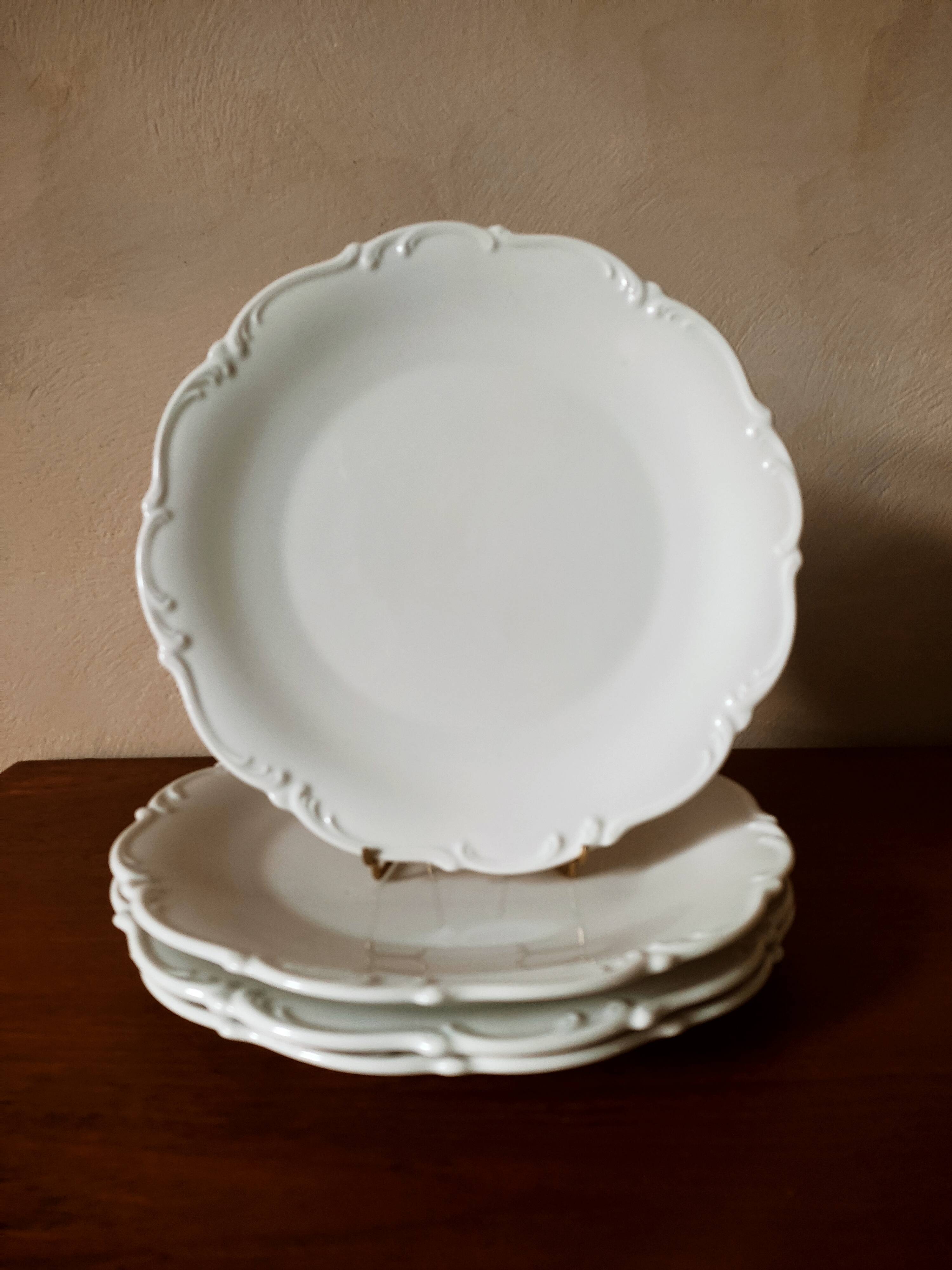 4 flat plates rocky edges