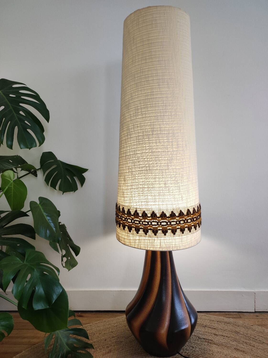 Ceramic floor lamp