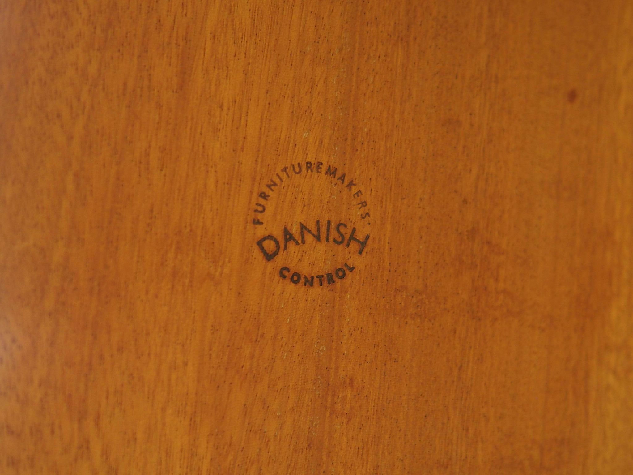 Round teak table, Danish design, 1960s, manufacturer: Gudme Møbelfabrik, de