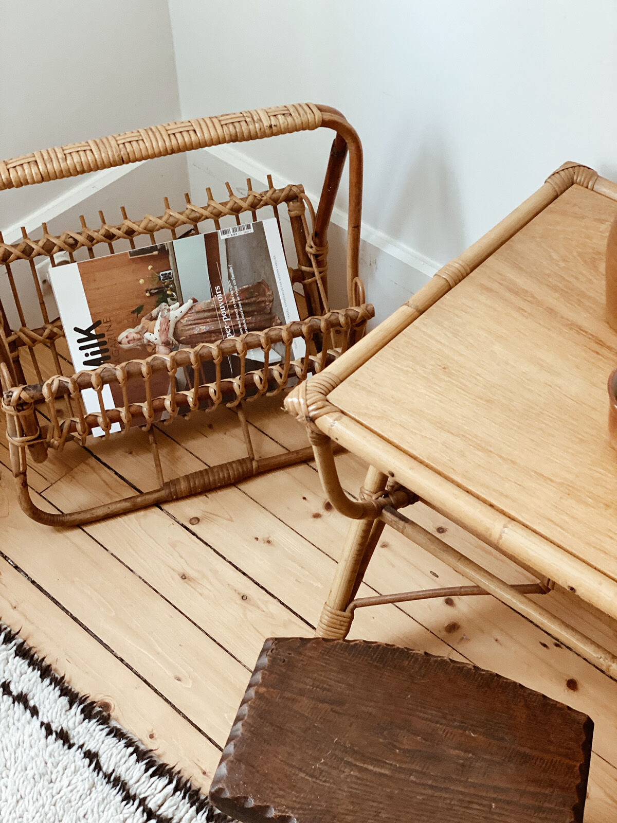 Rattan magazine holder