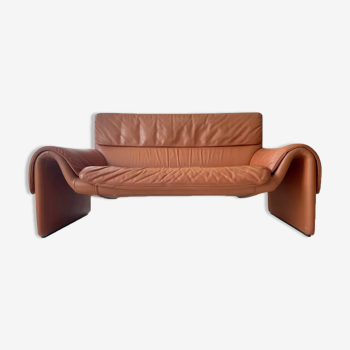 Tawny leather sofa De Sede "2011", Switzerland 1980