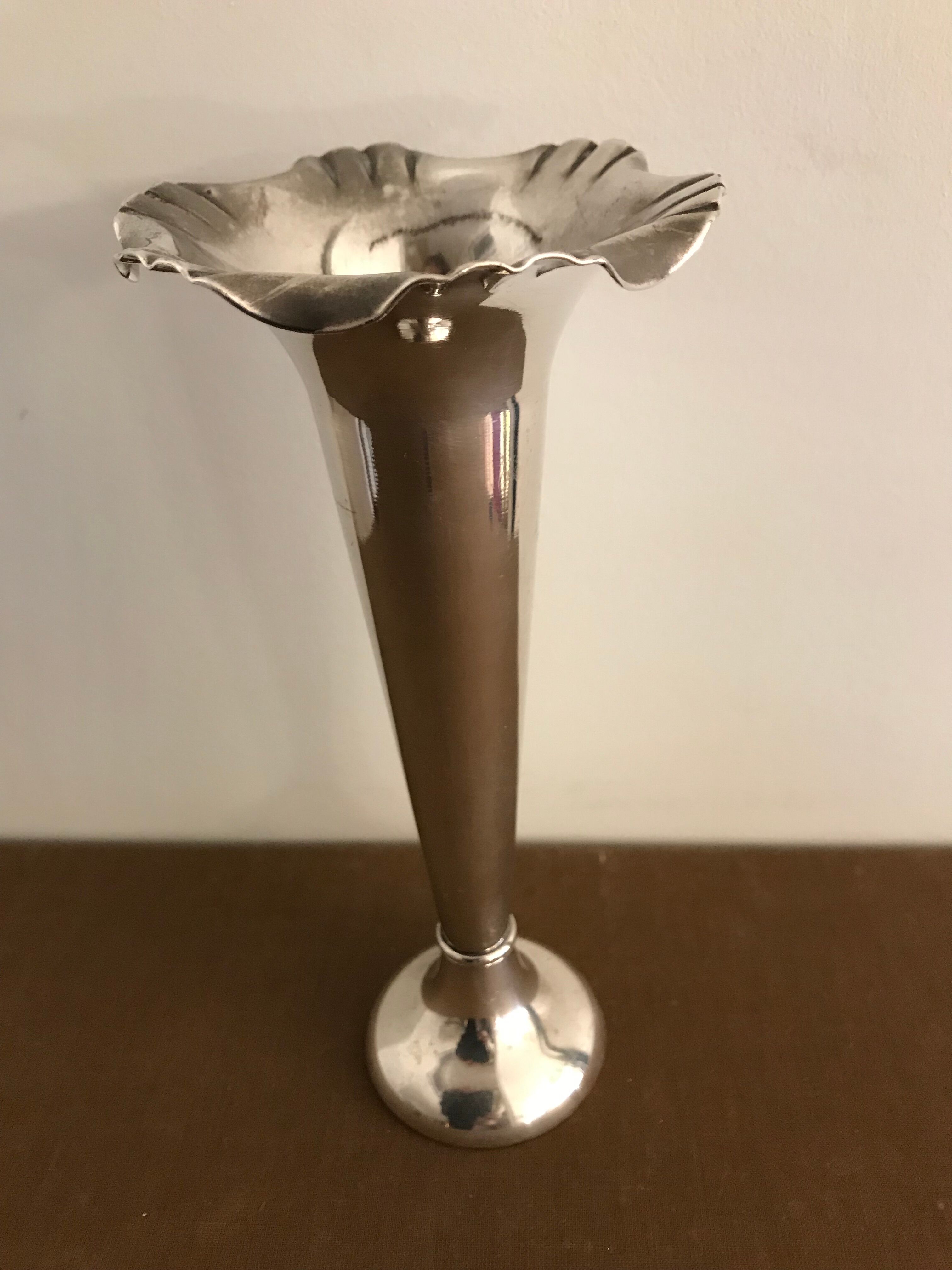 Art deco vase in silver metal Félix Frères Toulouse