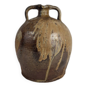 Toule Jarre jug in 19th century Puisaye sandstone