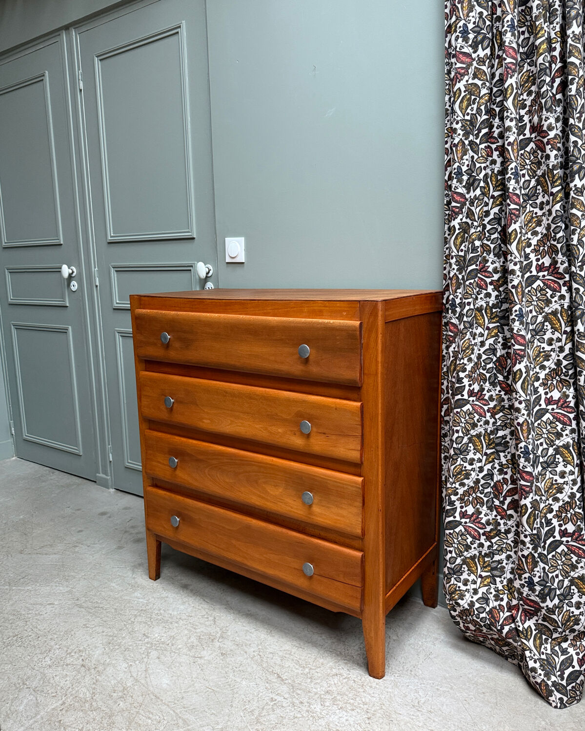 Vintage 1970s commode (renovated)