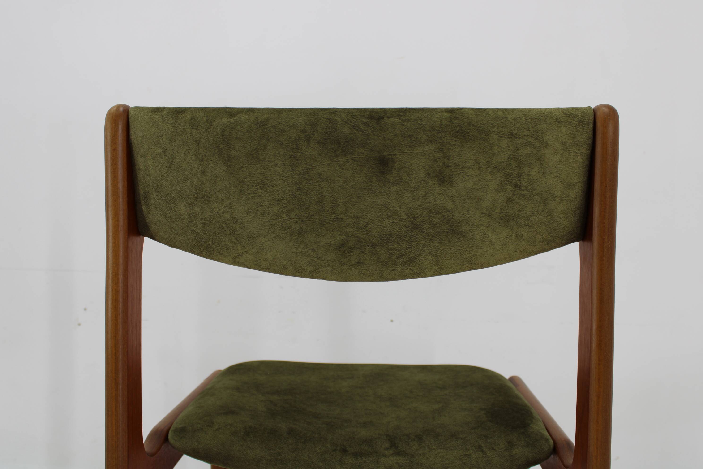 1960s Set of Six Danish Teak Dining Chairs , Restored