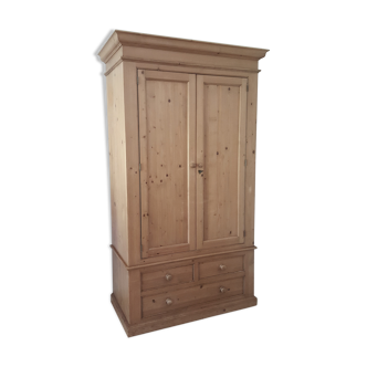 Interior's solid smoked spruce cabinet