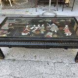 Chinese coffee table with mother-of-pearl and ivory stone inlays