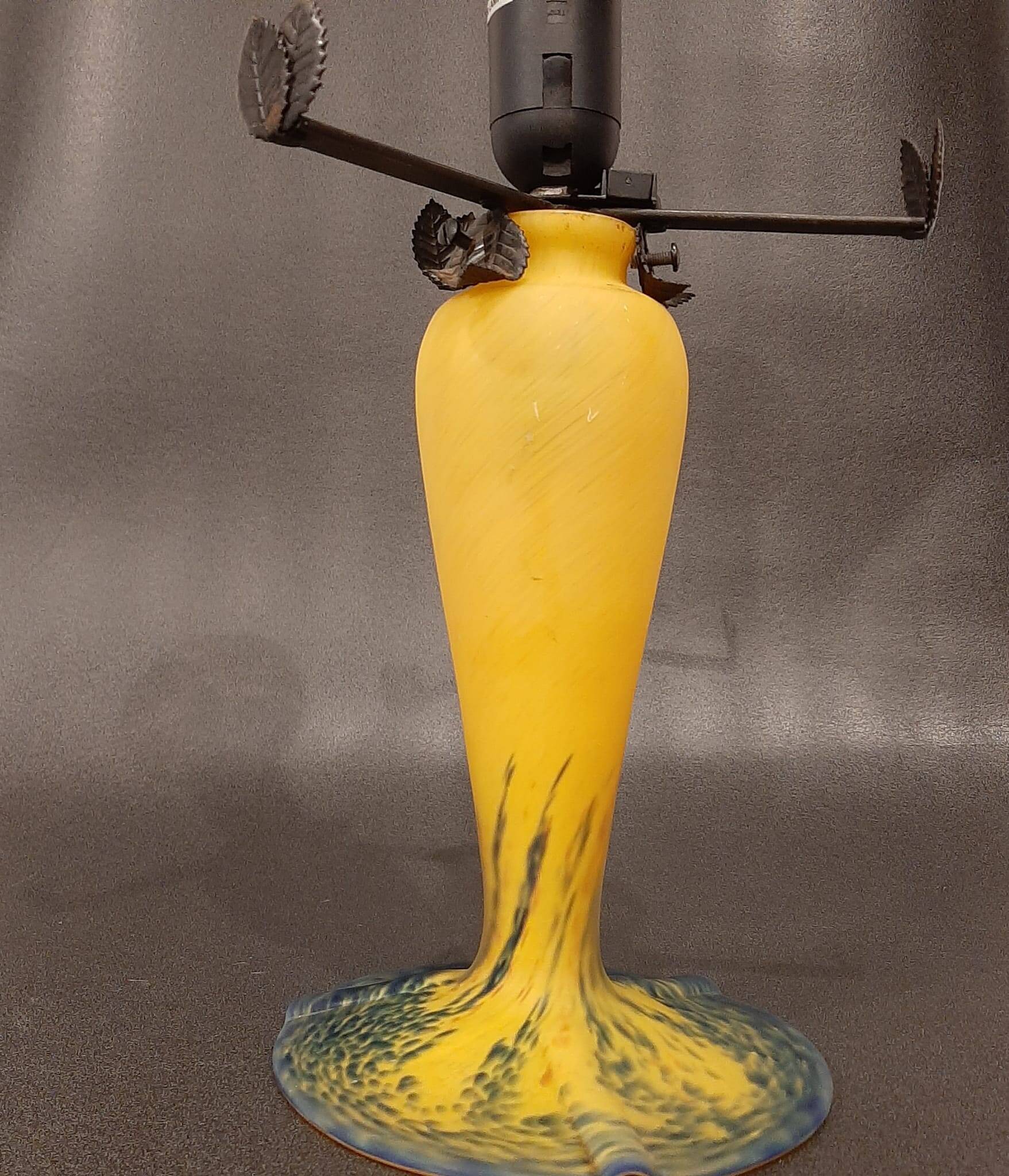 Pied de lampe de table, Verre d'art de France