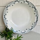 Flat hollow earthenware of St Amand