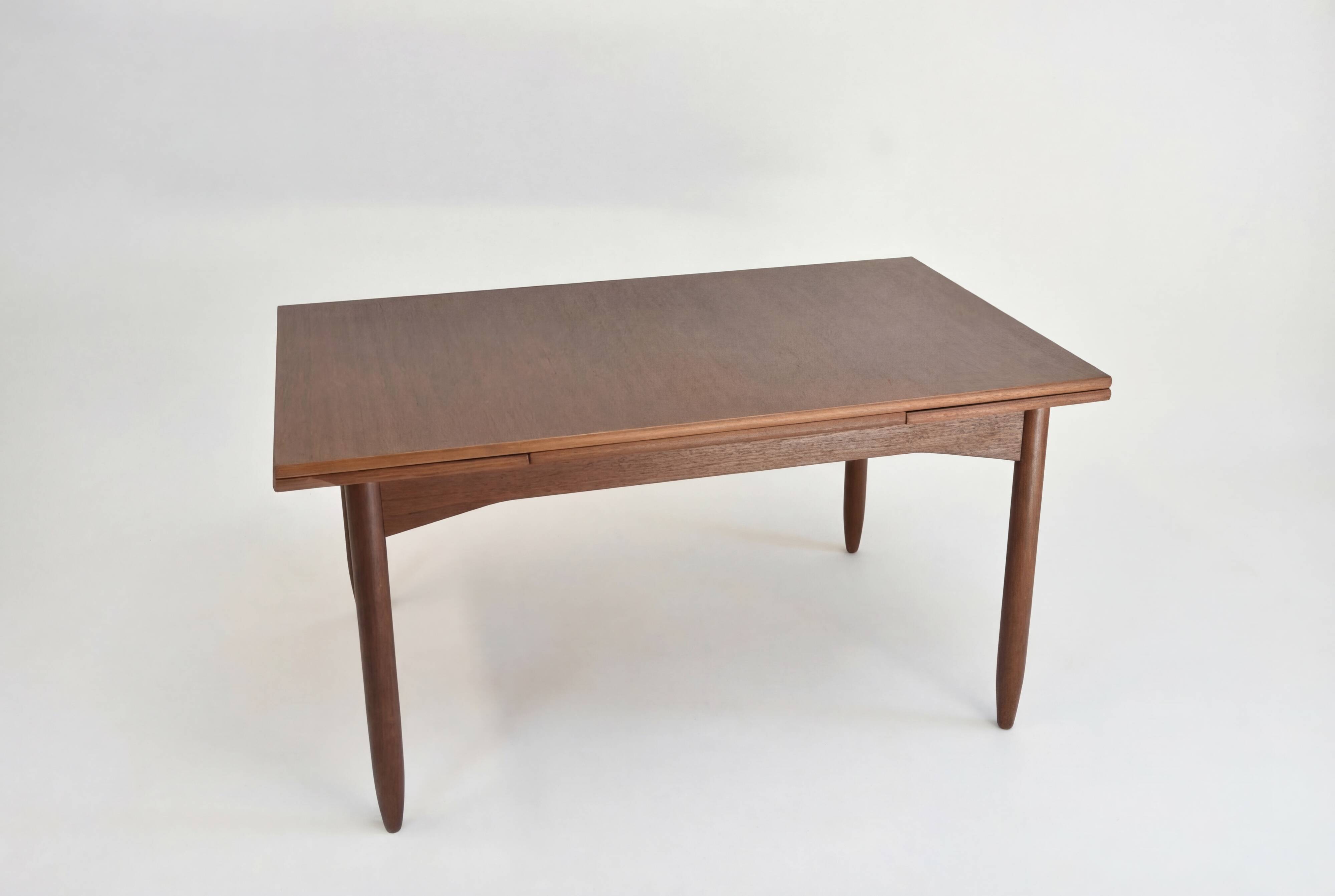 Vintage Scandinavian extendable teak table, 1960s
