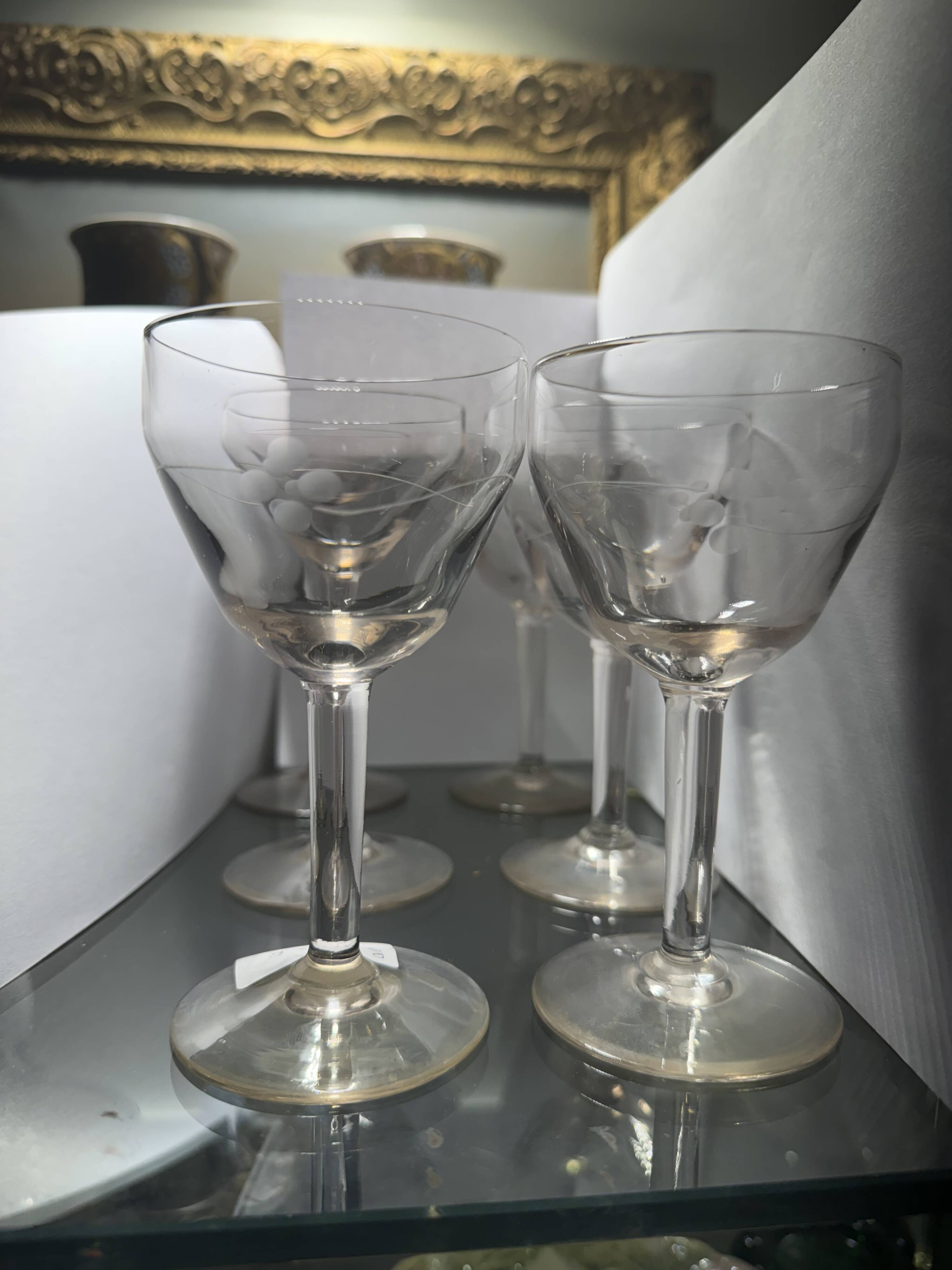 6 crystal glasses