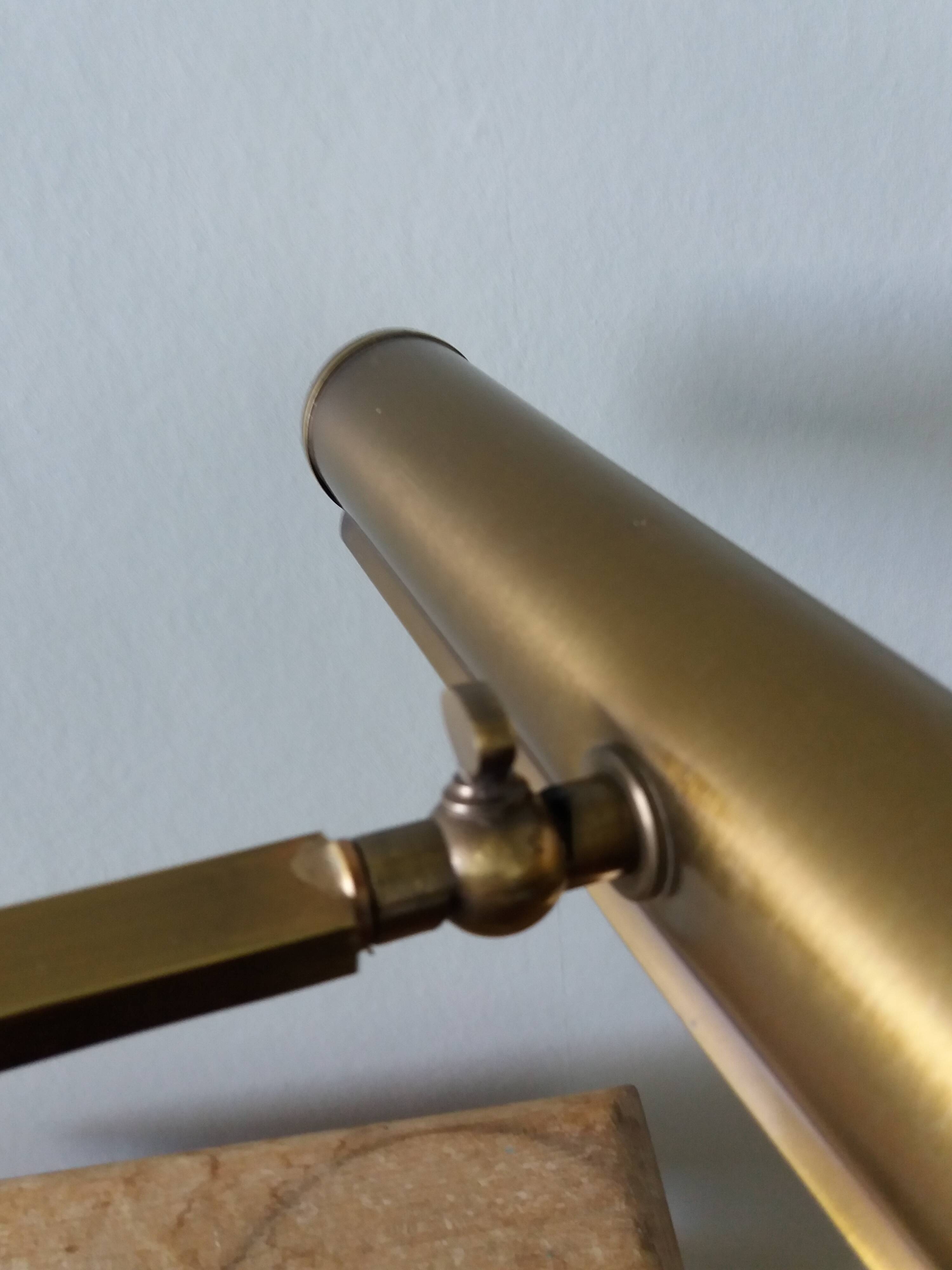 Articulated desk lamp, notary or banker lamp