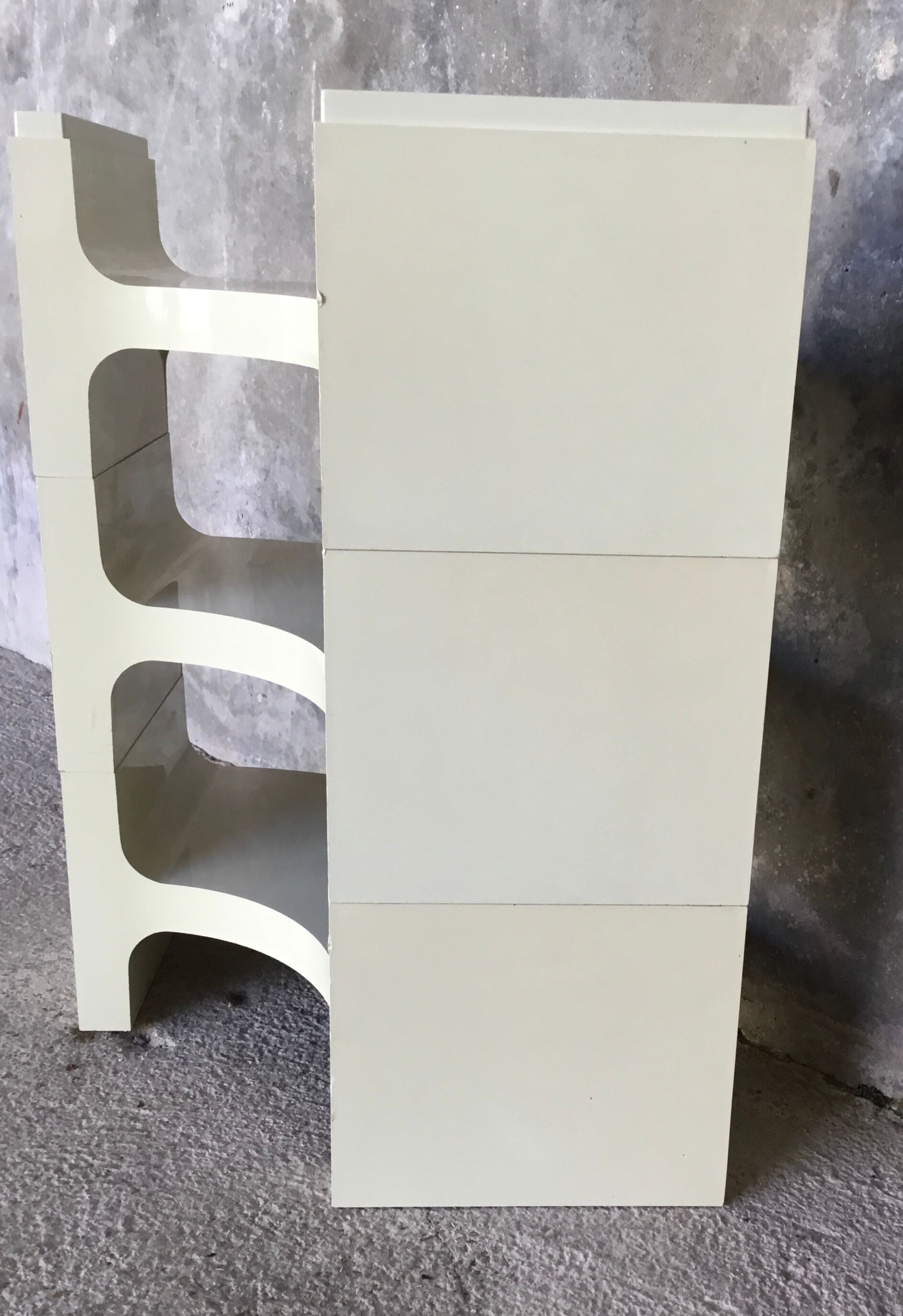 Modular corner shelves by Jo Je Bins for Vardani - Italian design 1960