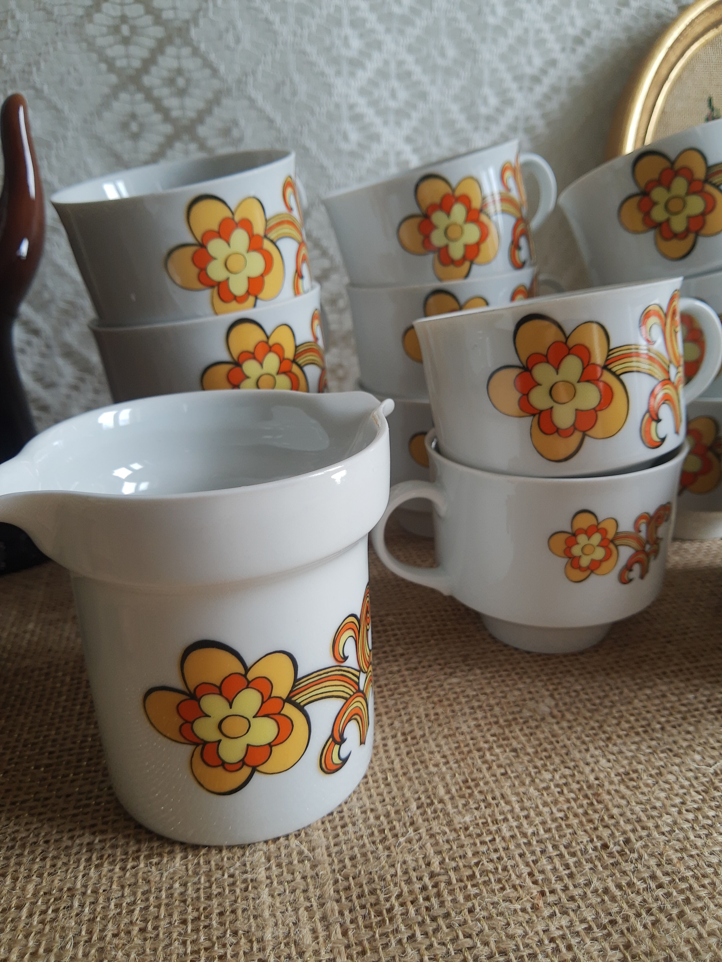 Set 11 coffee cups, sugar bowl and milk pitcher Wunsiedel Bavaria vintage