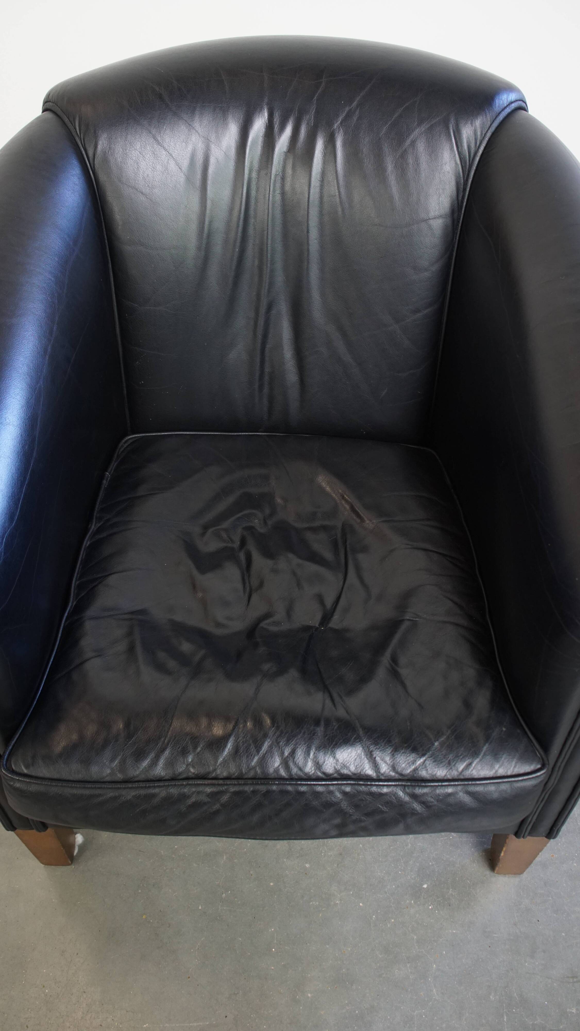 Black Cowhide Leather English-Style Club Chair