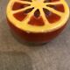 Salière vintage en forme d'orange marquée ermetic