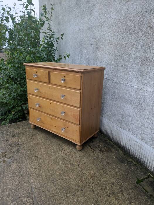 Commode anglaise