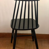 The pair of chairs in Tapiovaara style.