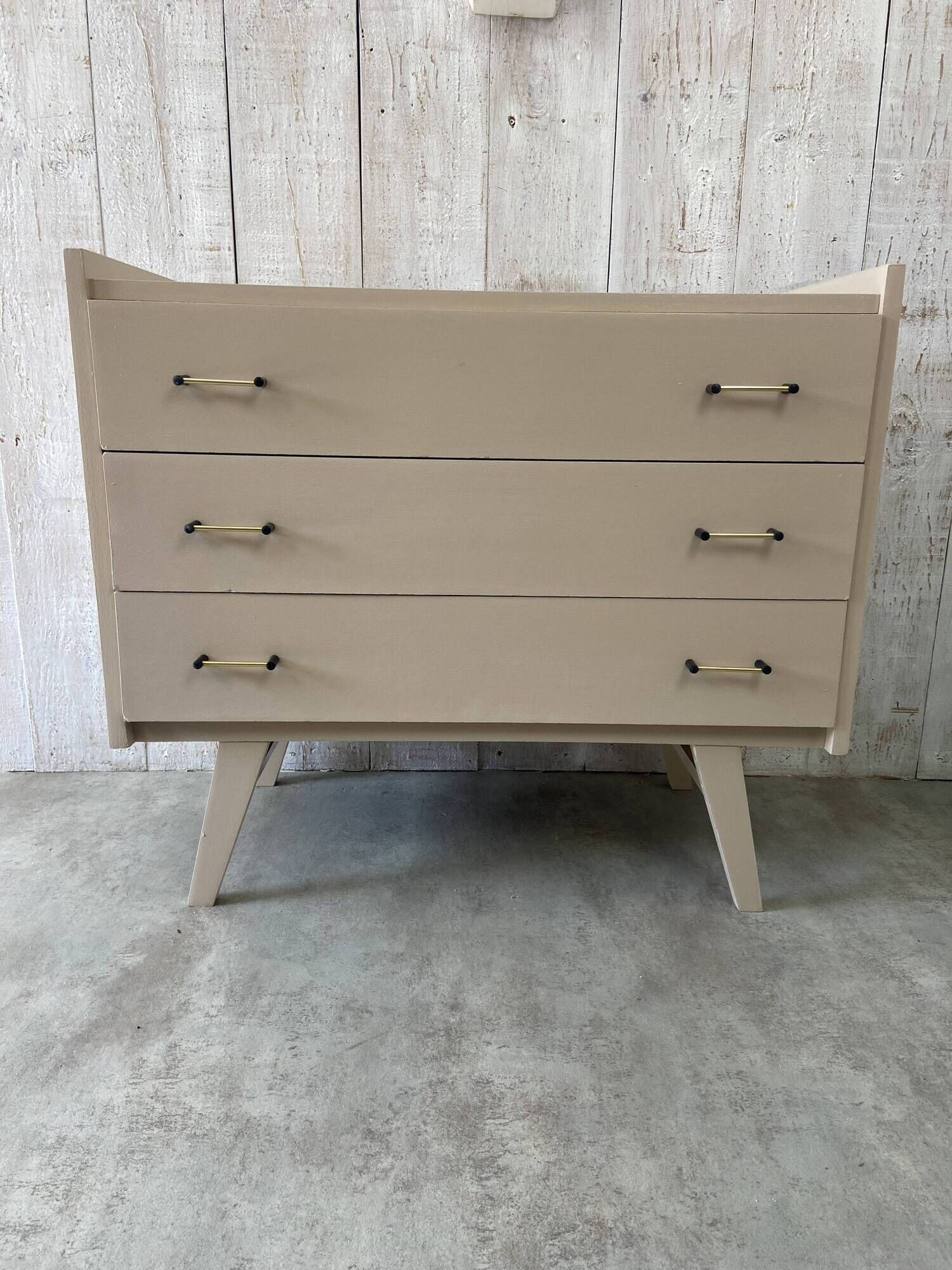 60's chest of drawers
