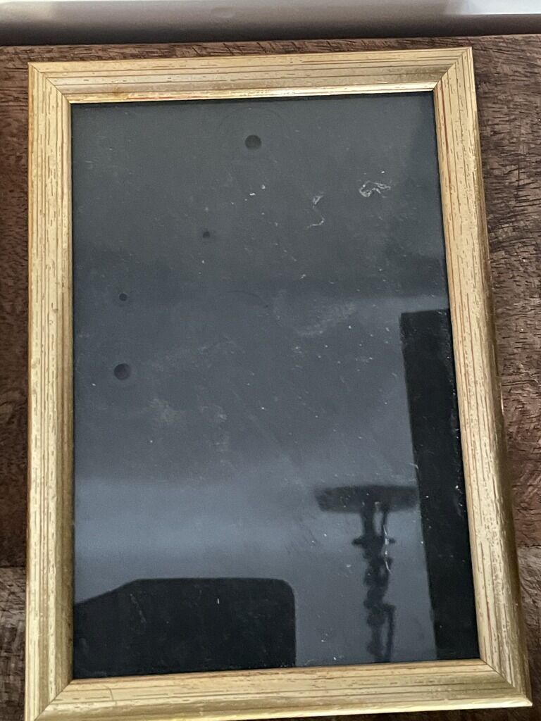 Lot of 8 gilded frames