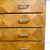 Compass feet dresser