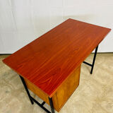 Formica desk