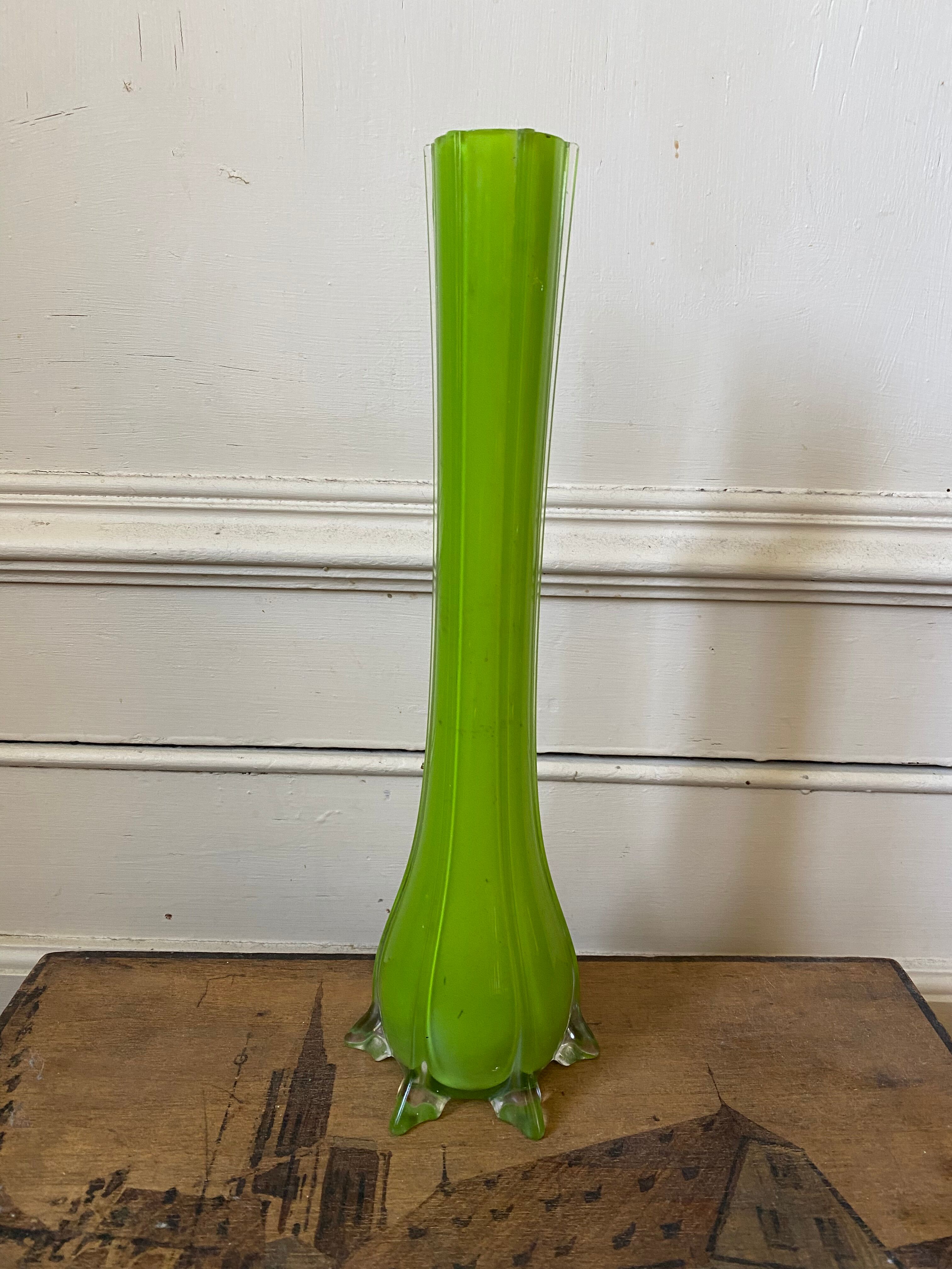 Green vase from the 50s