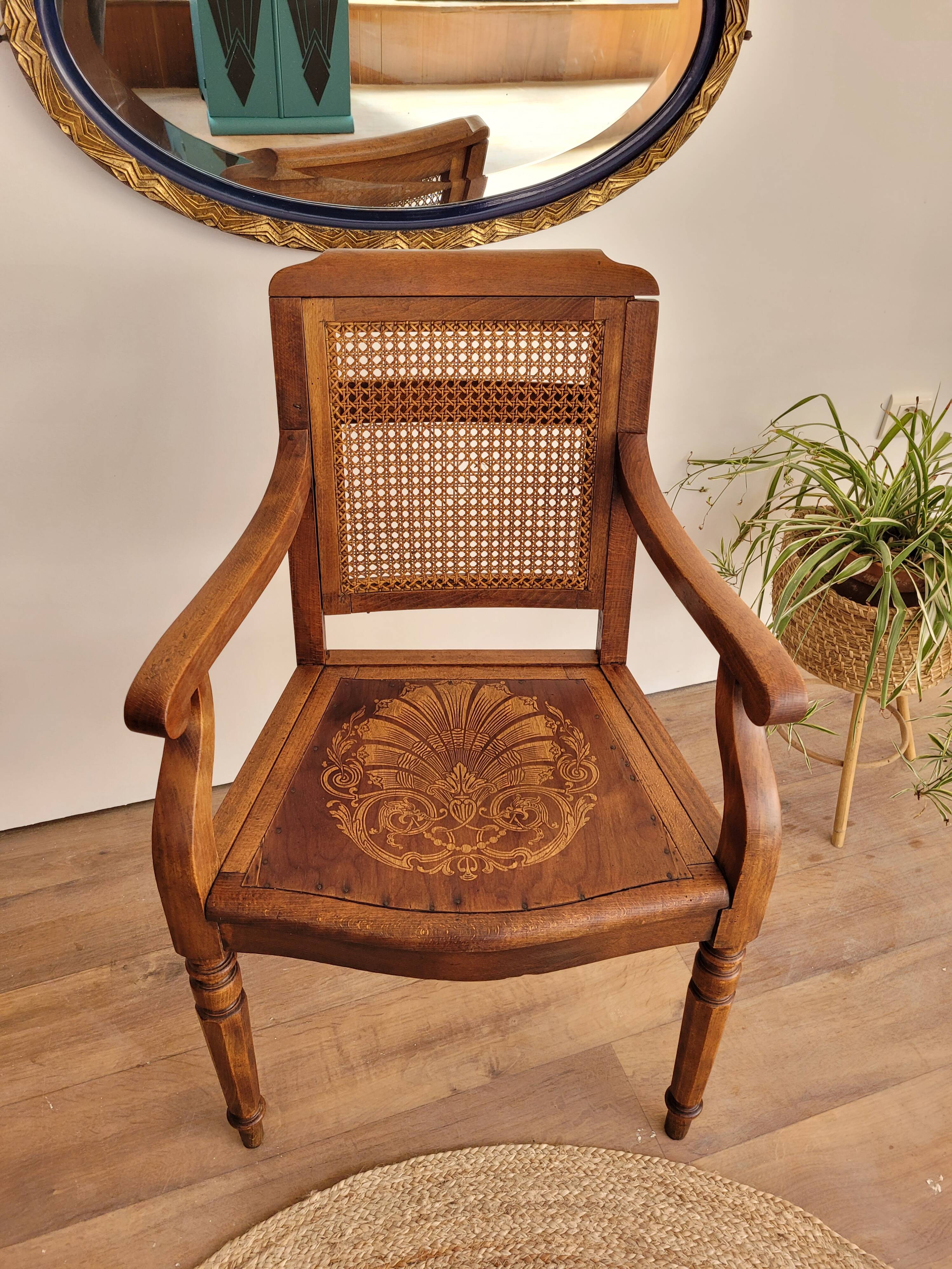 Early 20th century wooden barber's chair