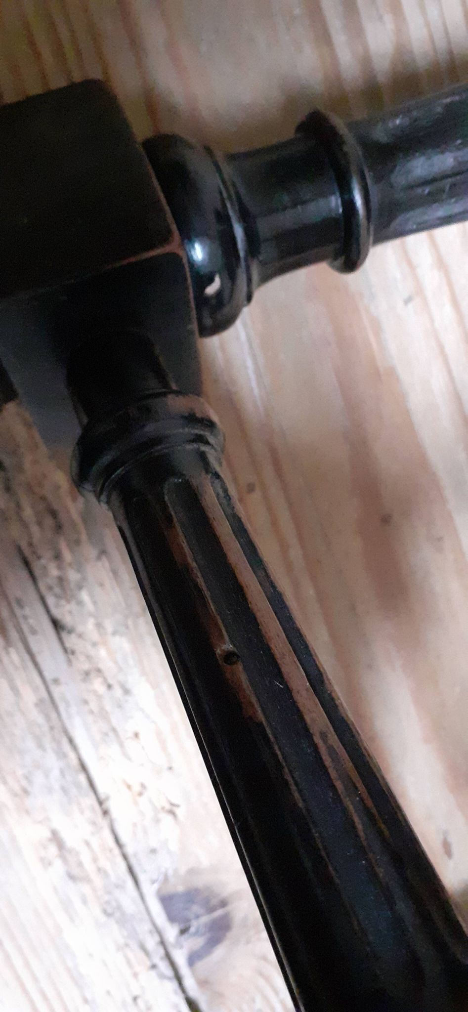 Napoleon III piano stool without its screw