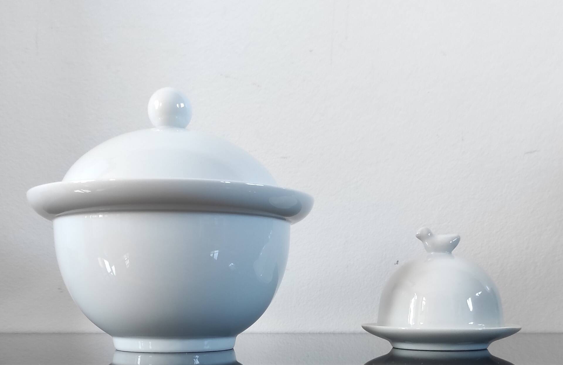 Ensemble de table vintage en porcelaine blanche