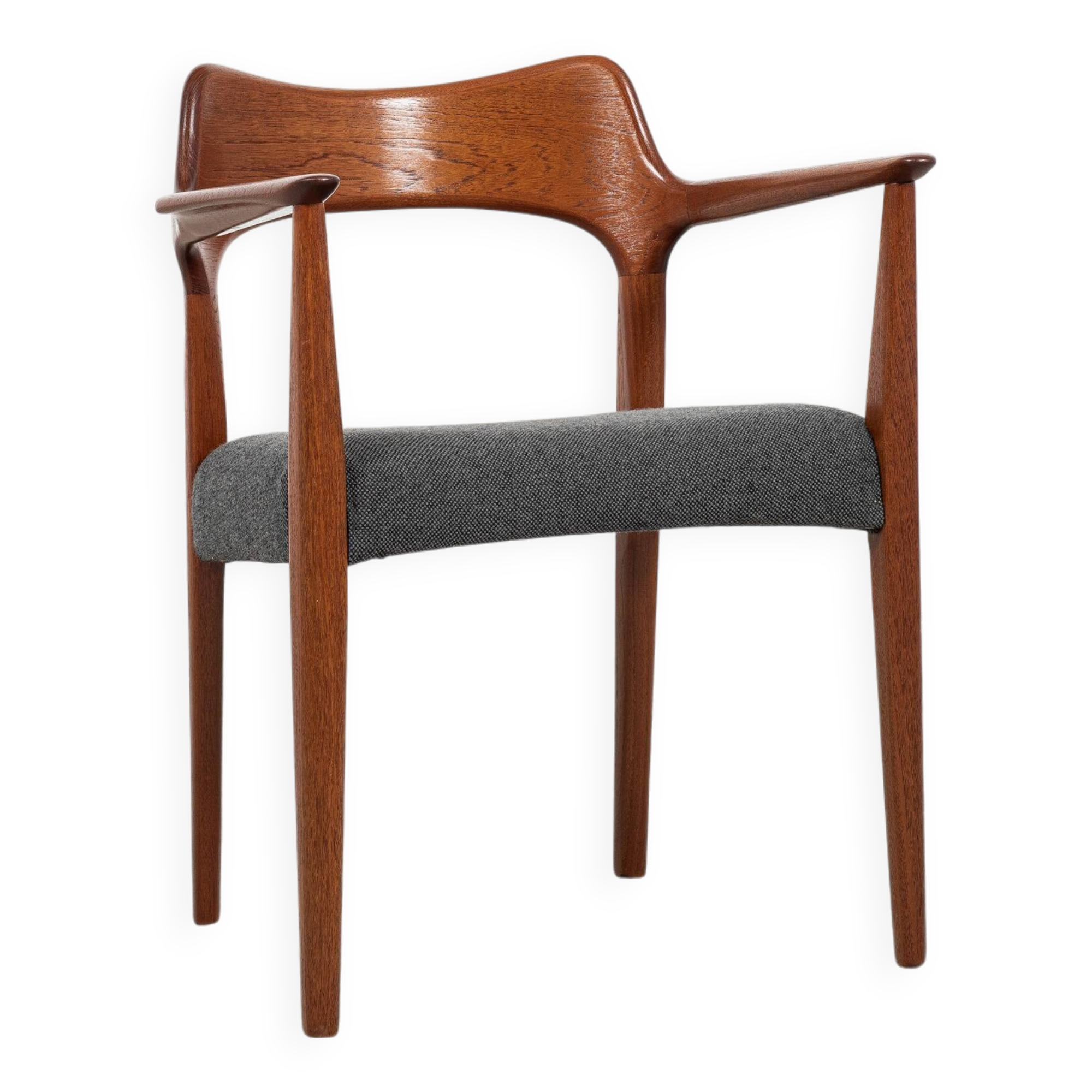 Midcentury Danish chair with armrests in teak by Arne Hovmand Olsen for Mogens Kold 1960s
