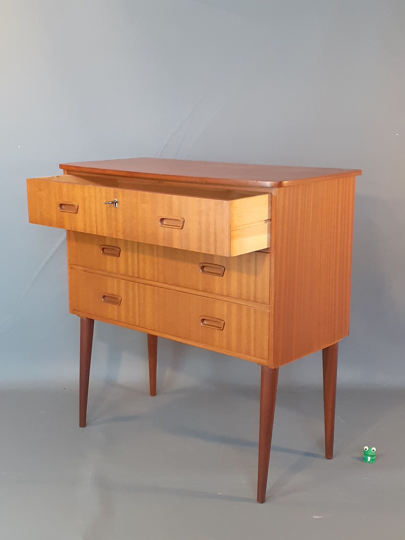 Norwegian Commodity 3 drawers in Teck, Vintage Scandinavian 1960s