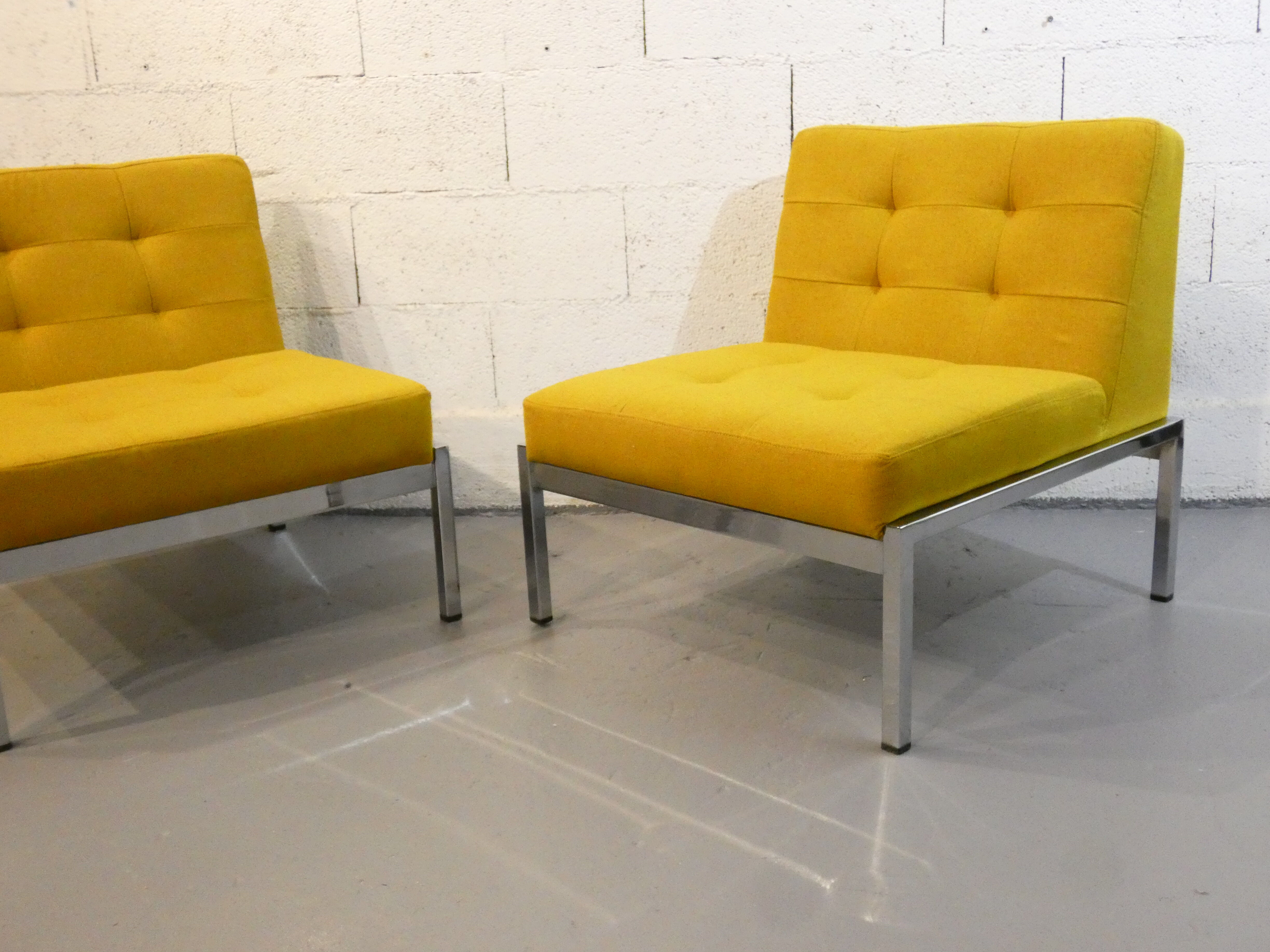 Pair of Samouraï drivers by Joseph André Motte for Airborne 1960