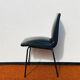 Paire de chaises ' Robert ' de Pierre Guariche pour Meurop
