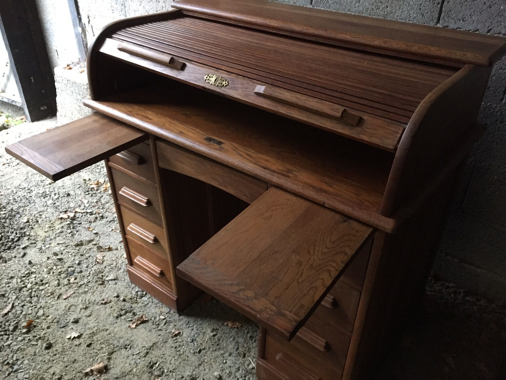 Old Angus London brand double-box sliding cylinder curtain desk.