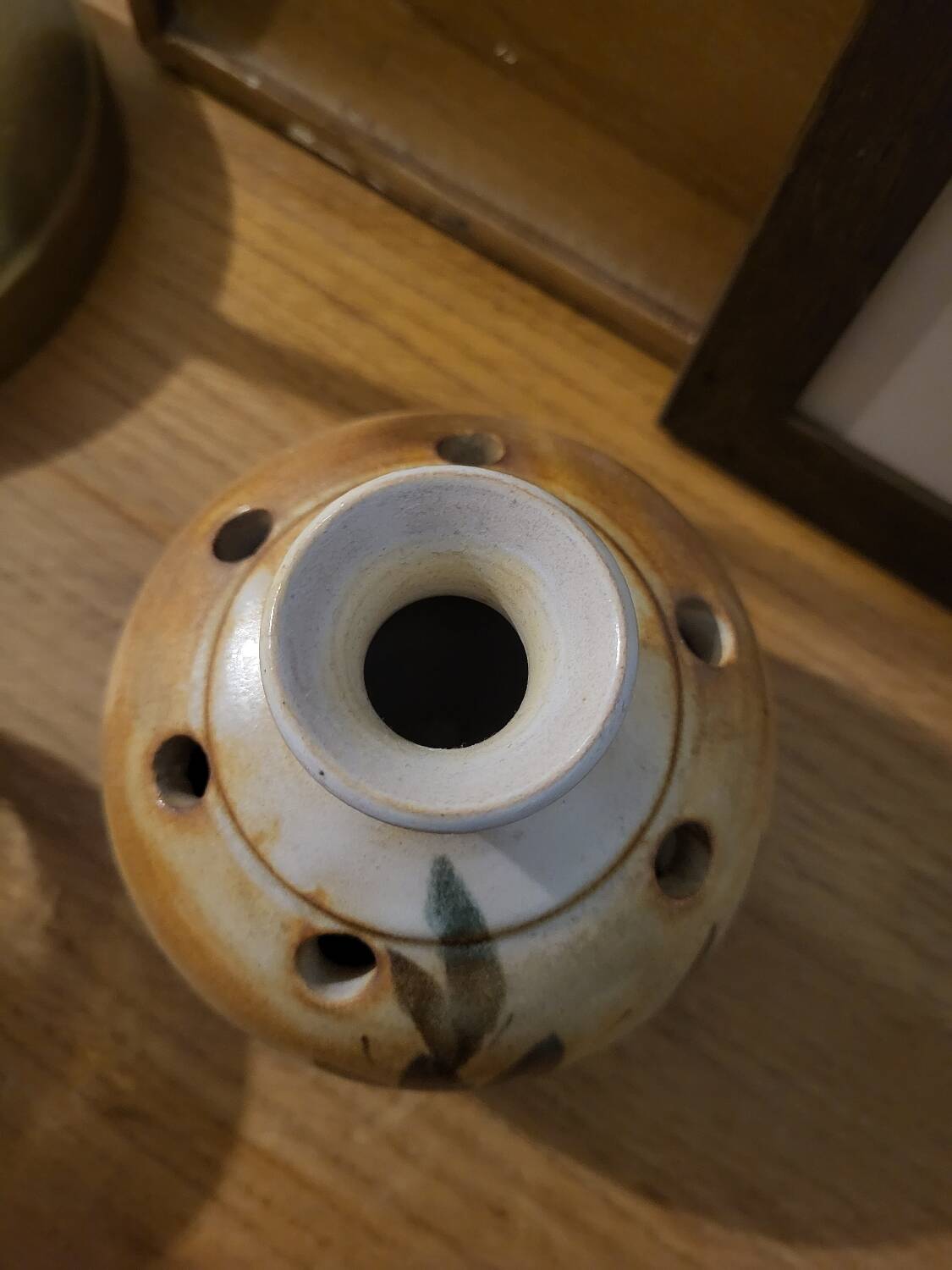 "Flower holder" vase in ancient stoneware