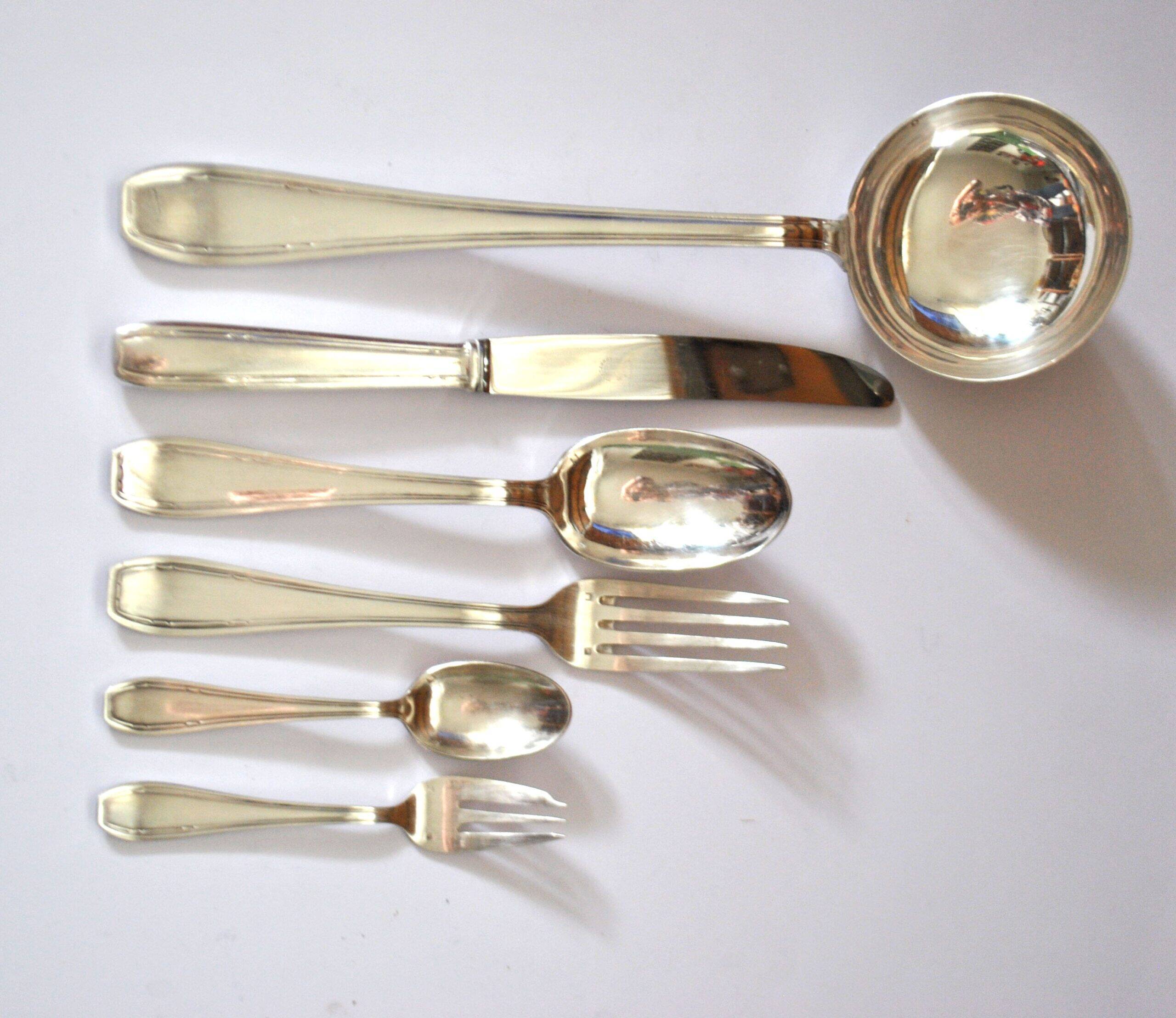 LCF Le Couvert Français cutlery set 60 place settings dessert table modernist design 1950