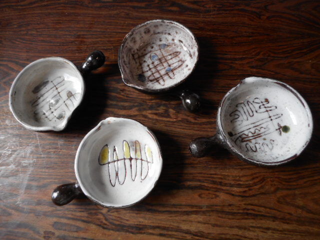 8 cups Juliette Derel Vallauris