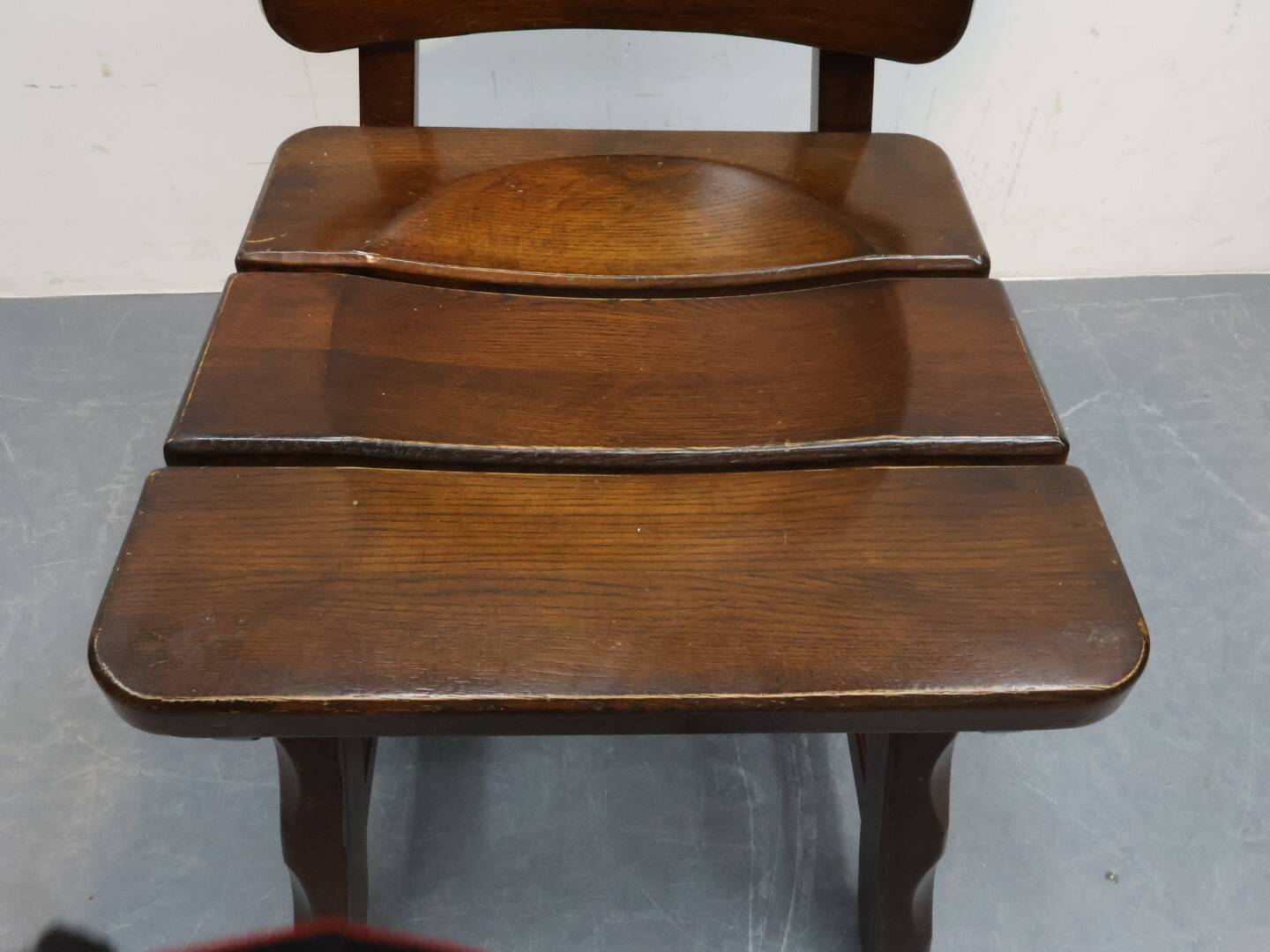 Brutalist fishbone stoelen eikenhout Jaren 70