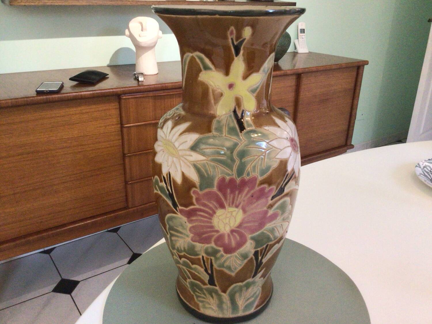 Ceramic vase